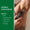 Green People for Men No. 8 Thyme & Prebiotics Deodorant: deodorant som påføres i armhulen ved siden av en punktliste med produktets fordeler.